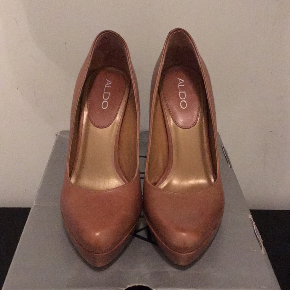 Camel Heels